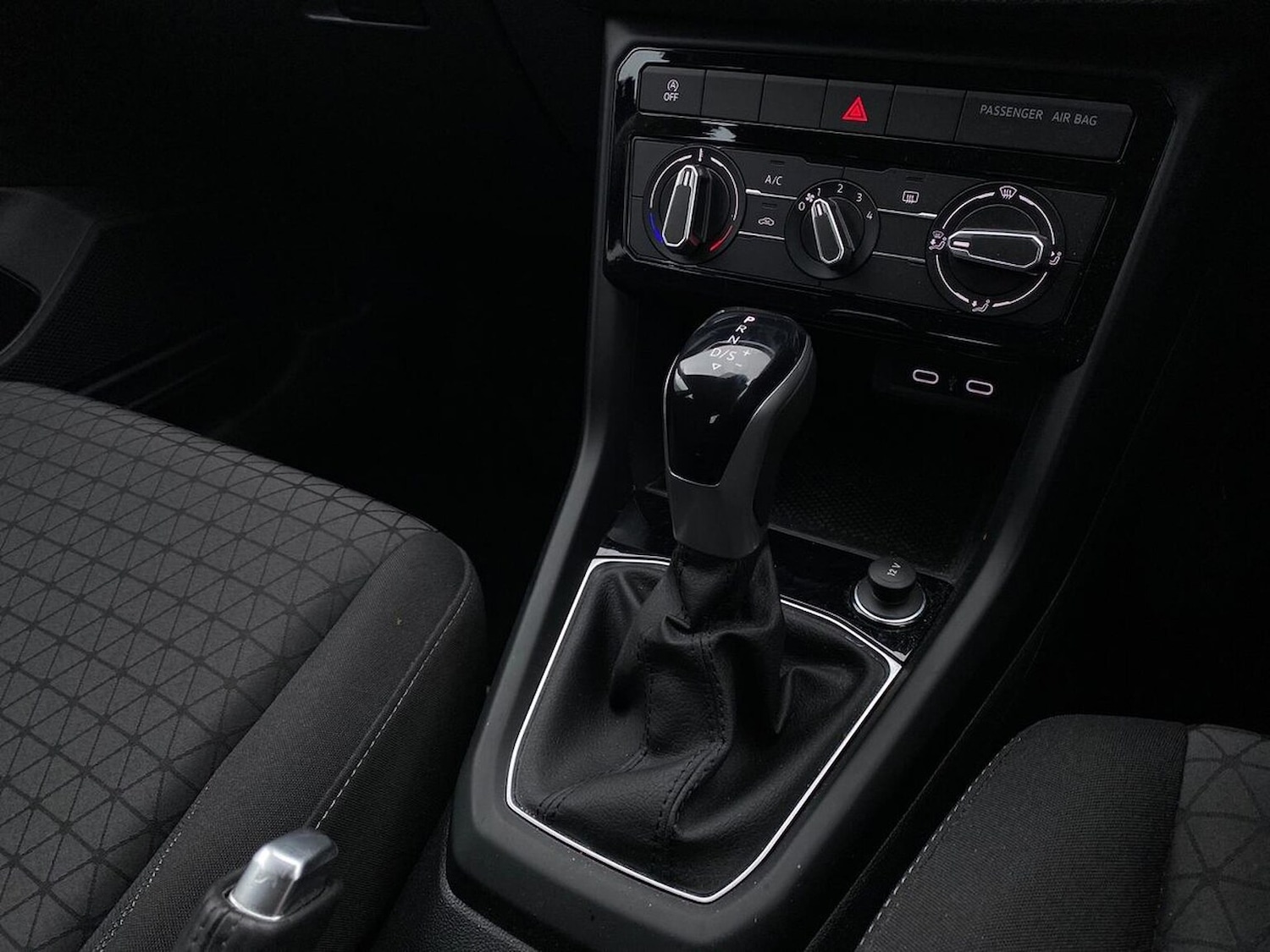 Used Volkswagen T-Cross 2022 for sale - 77555335: Photo 13