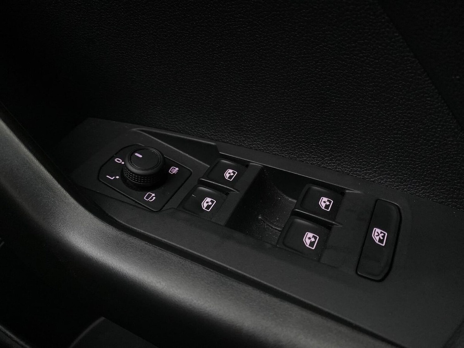 Used Volkswagen T-Cross 2022 for sale - 77555335: Photo 21