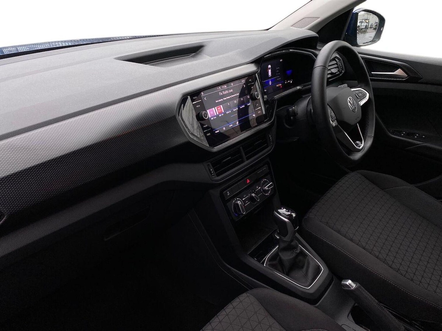 Used Volkswagen T-Cross 2022 for sale - 77555335: Photo 7