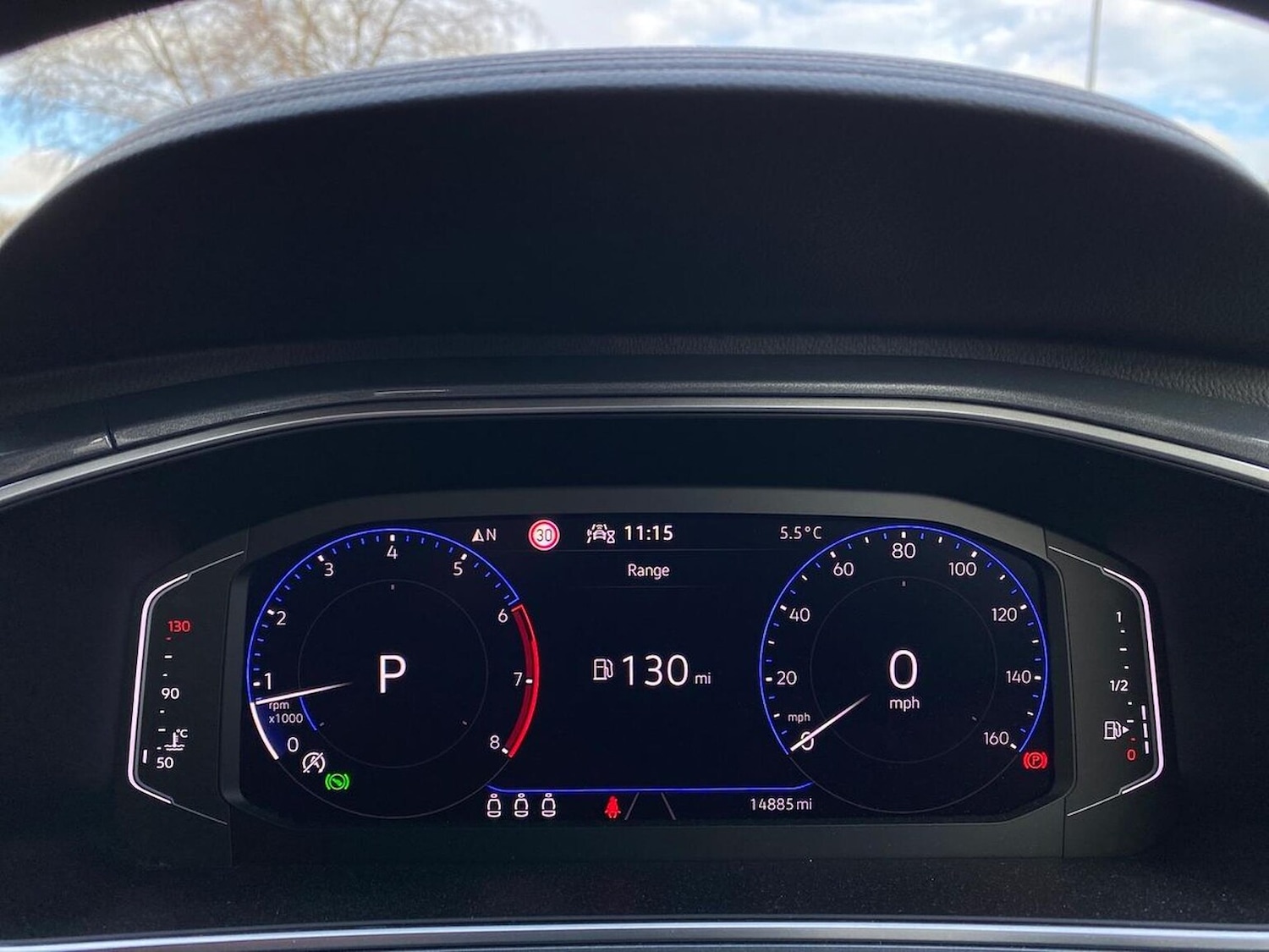 Used Volkswagen T-Roc 2022 for sale - 77676349: Photo 10