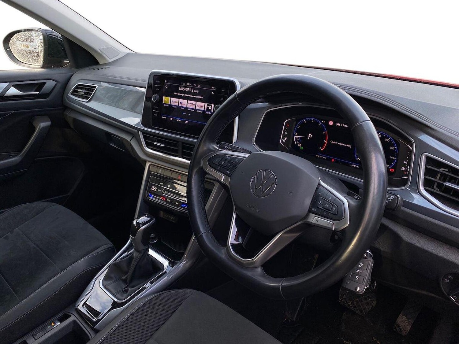 Used Volkswagen T-Roc 2022 for sale - 77676349: Photo 15