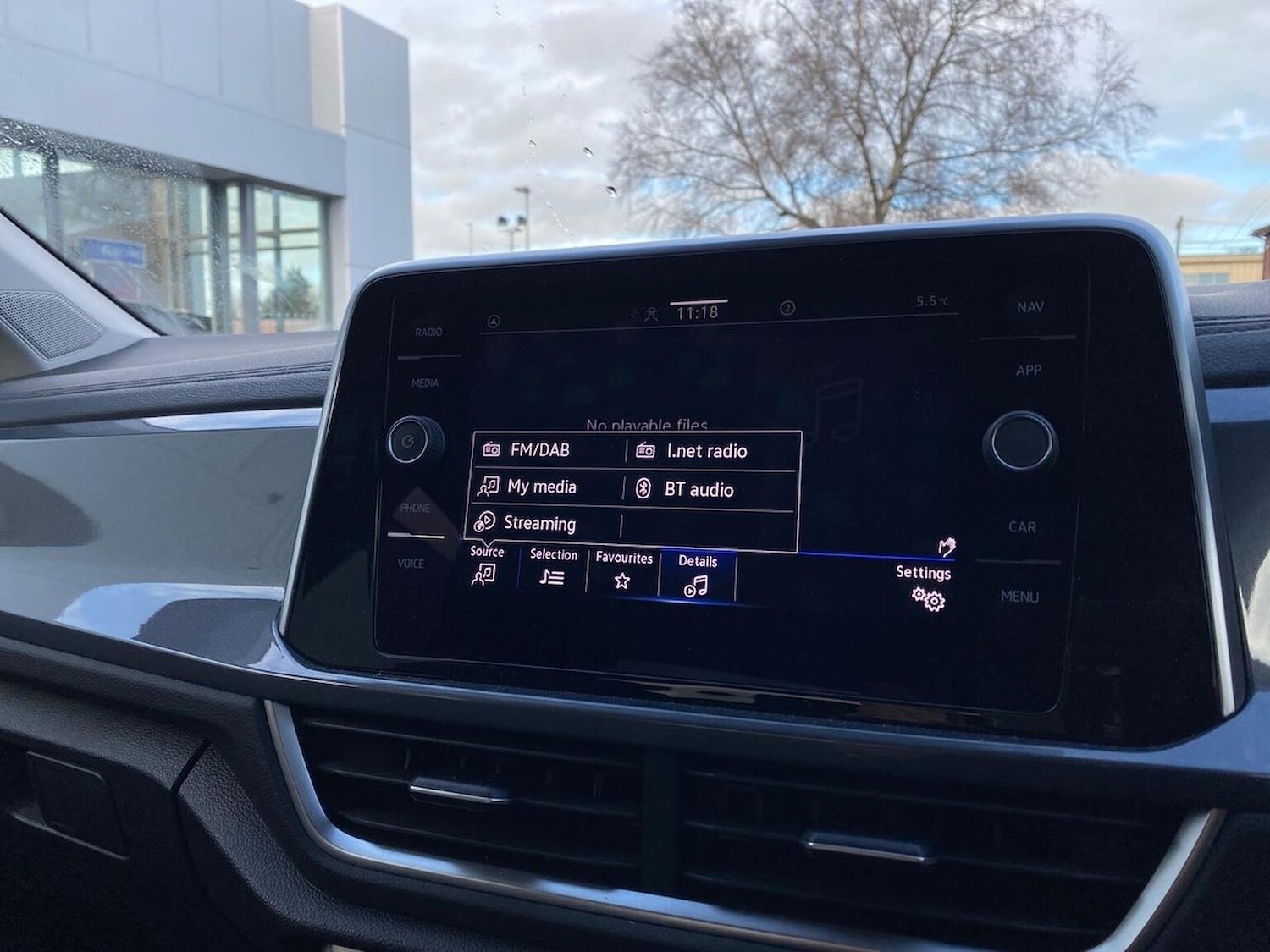 Used Volkswagen T-Roc 2022 for sale - 77676349: Photo 22