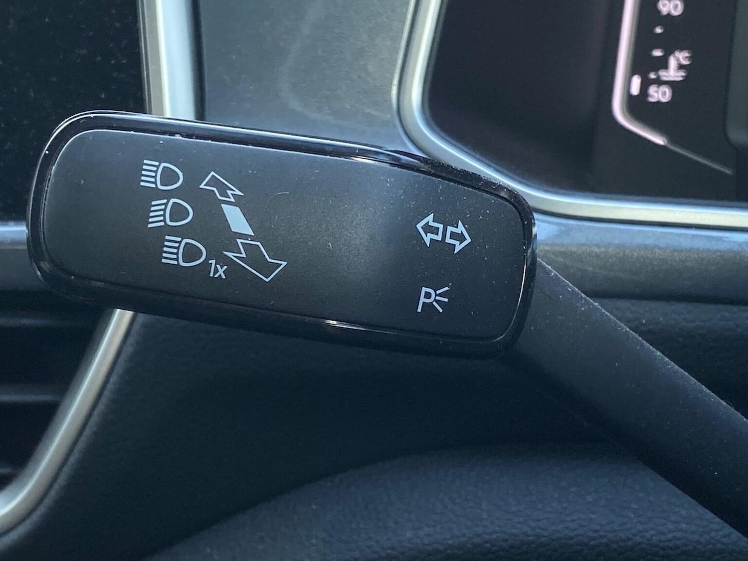 Used Volkswagen T-Roc 2022 for sale - 77676349: Photo 29