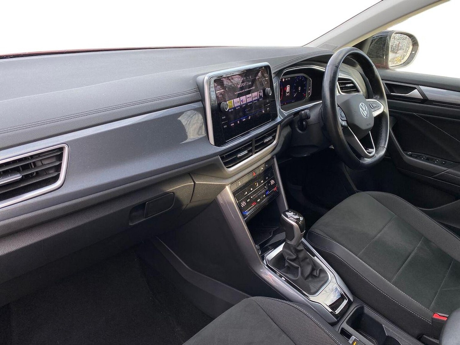 Used Volkswagen T-Roc 2022 for sale - 77676349: Photo 7