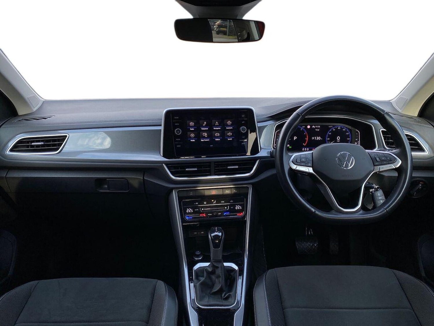 Used Volkswagen T-Roc 2022 for sale - 77676349: Photo 8