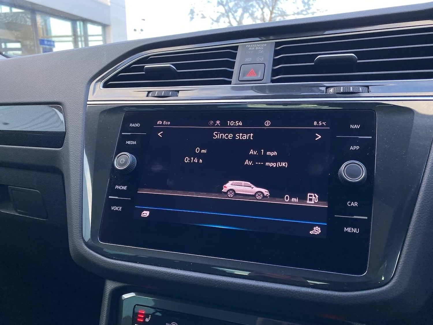 Used Volkswagen Tiguan 2020 for sale - 76735603: Photo 2