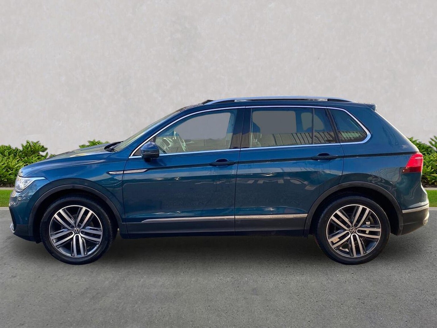 Used Volkswagen Tiguan 2020 for sale - 76735603: Photo 20