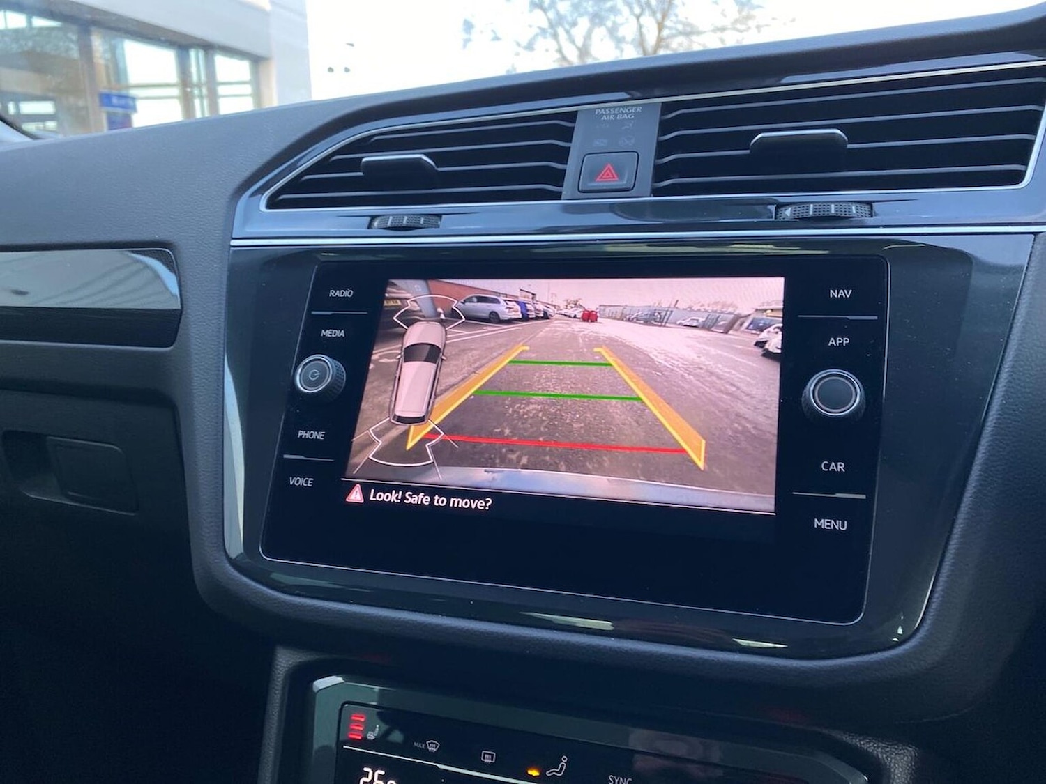 Used Volkswagen Tiguan 2020 for sale - 76735603: Photo 24