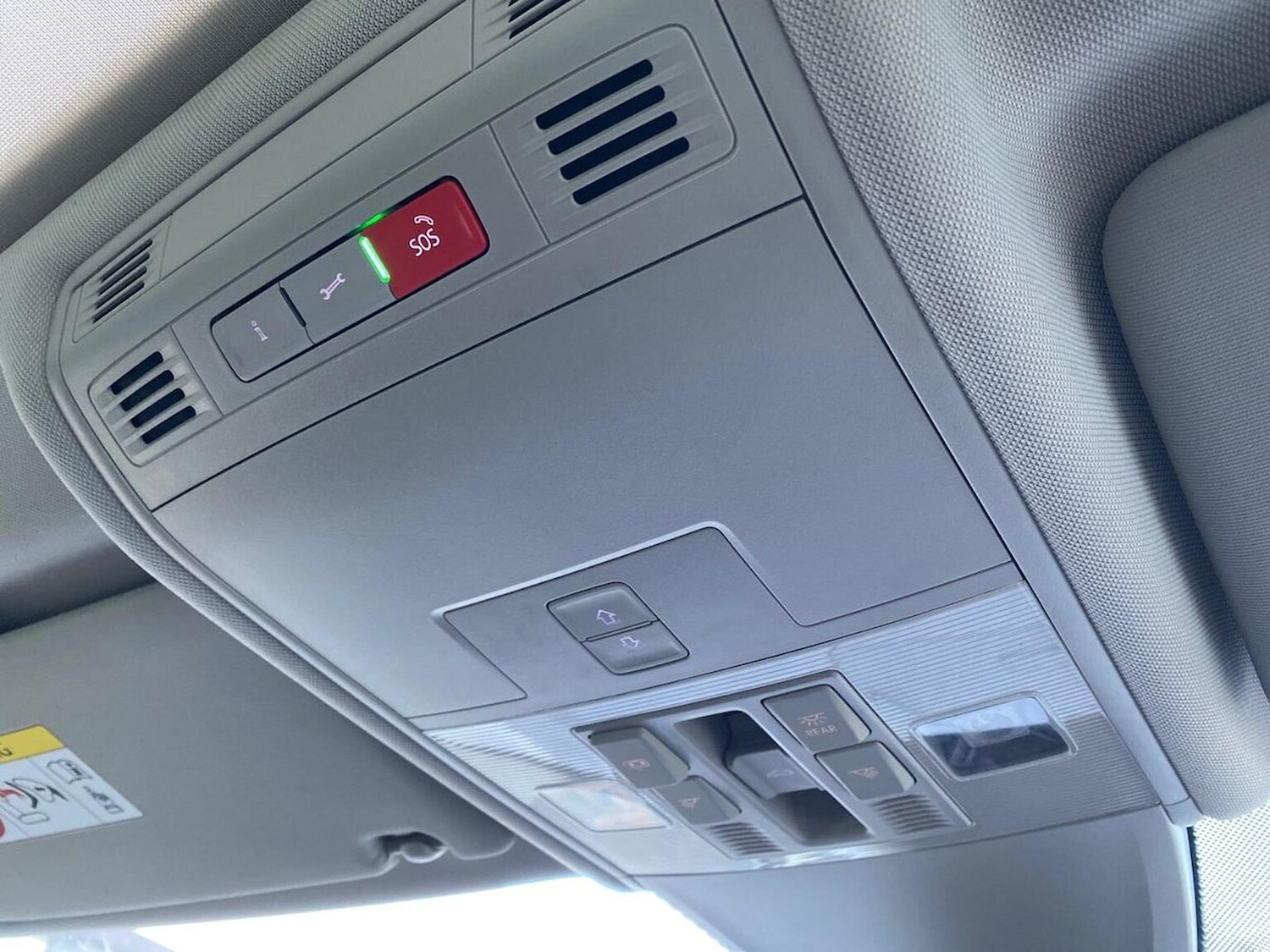 Used Volkswagen Tiguan 2020 for sale - 76735603: Photo 30