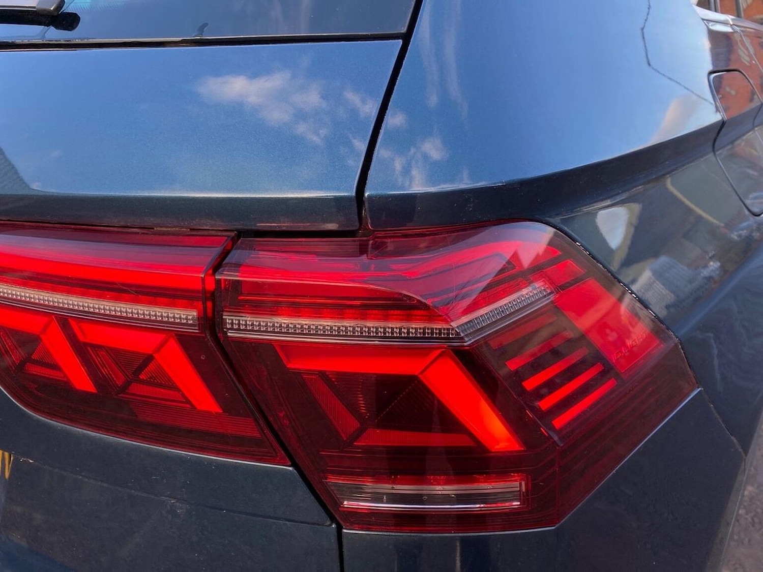 Used Volkswagen Tiguan 2020 for sale - 76735603: Photo 34