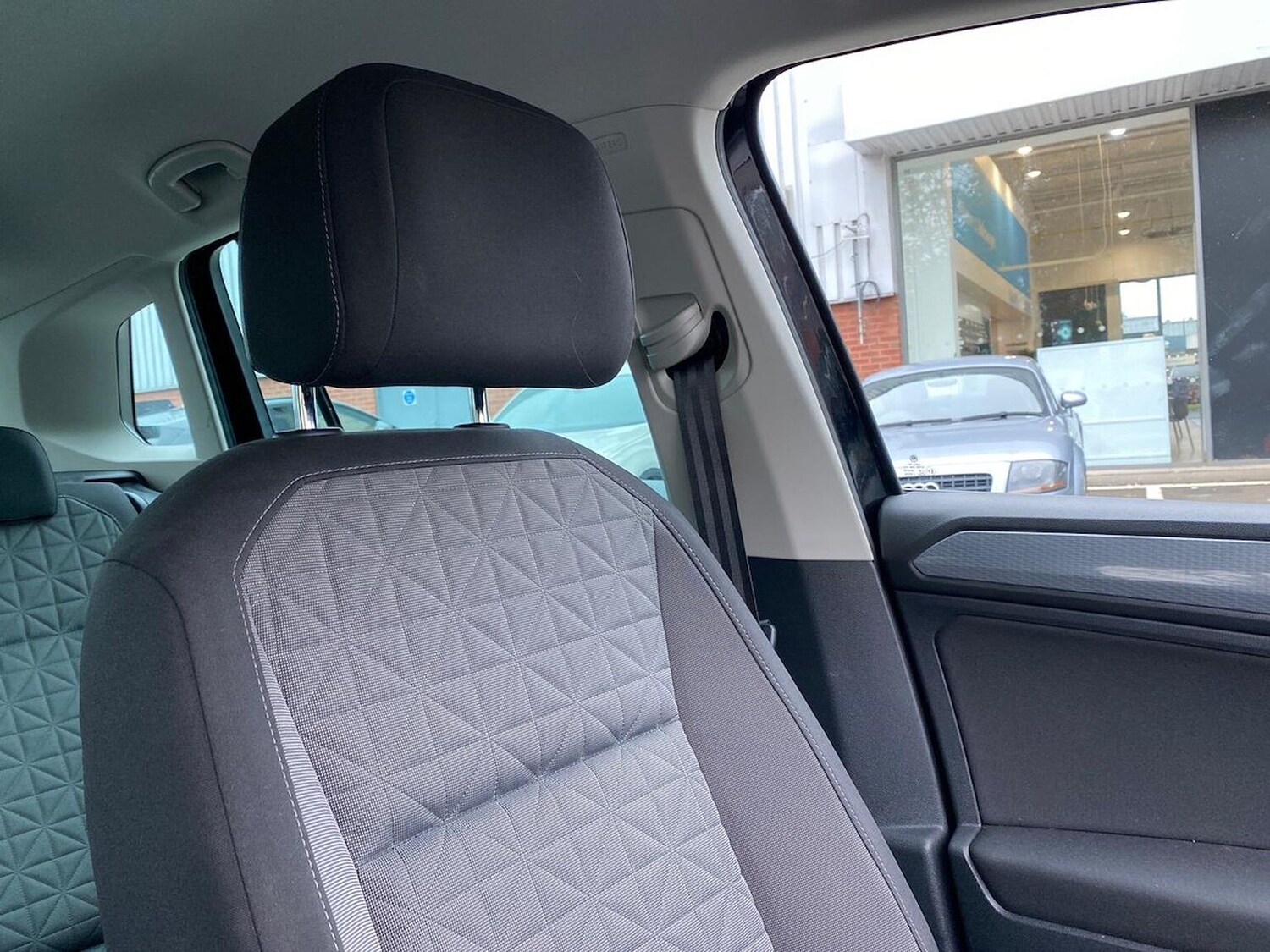 Used Volkswagen Tiguan 2022 for sale - 76263298: Photo 31