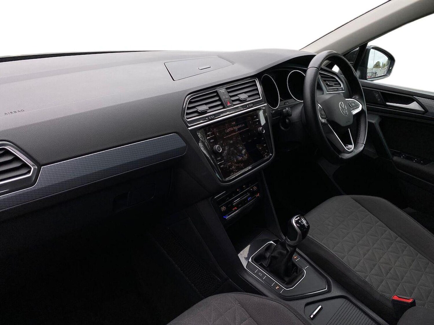 Used Volkswagen Tiguan 2022 for sale - 76263298: Photo 8