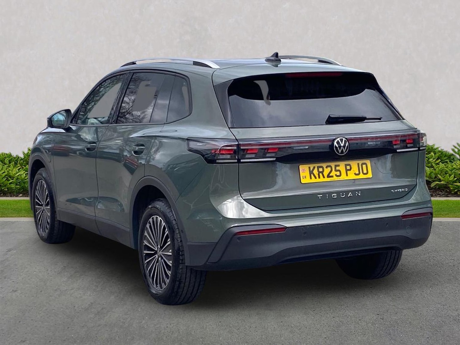 Used Volkswagen Tiguan 2025 for sale - 78194205: Photo 2