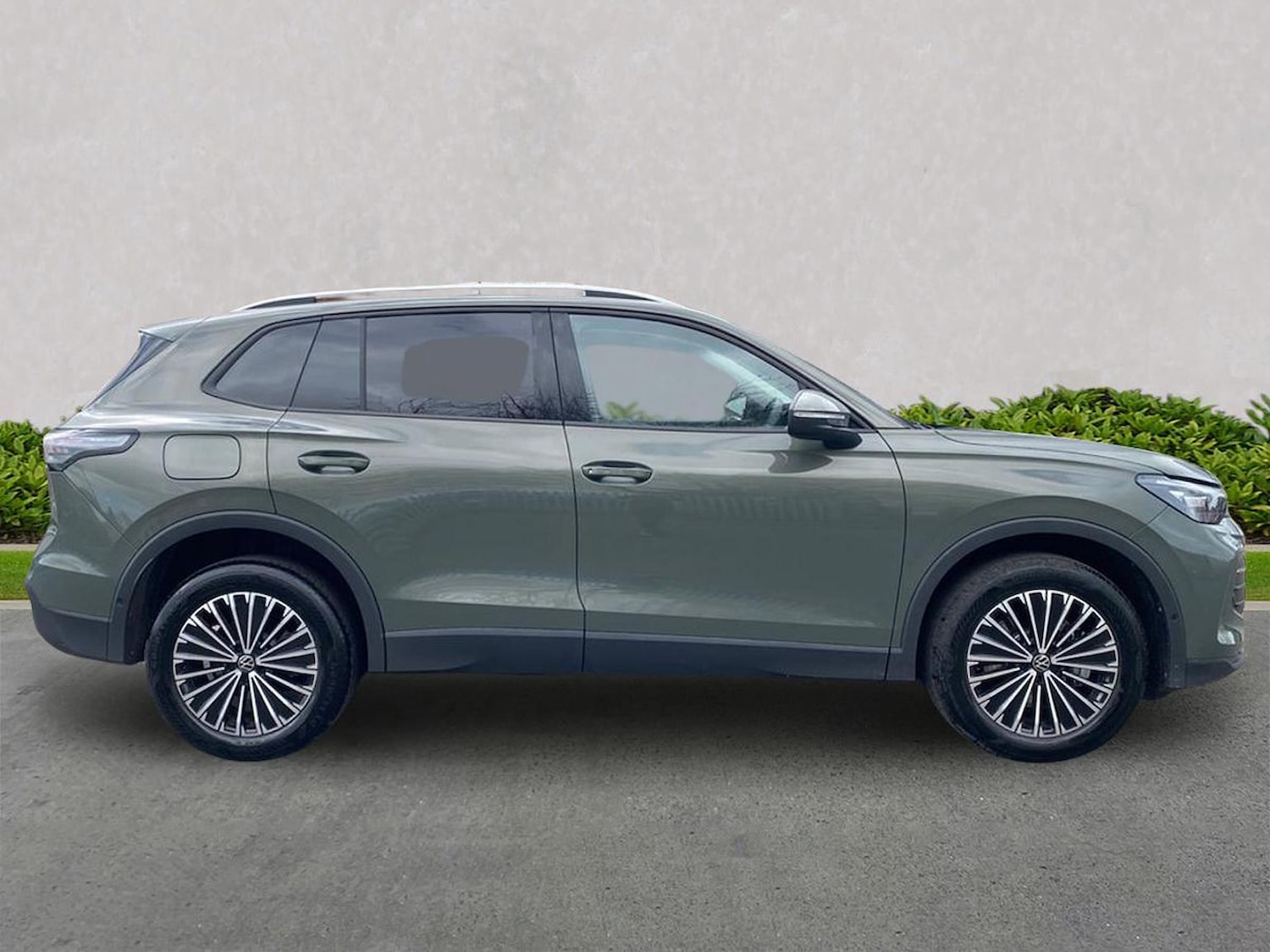 Used Volkswagen Tiguan 2025 for sale - 78194205: Photo 3