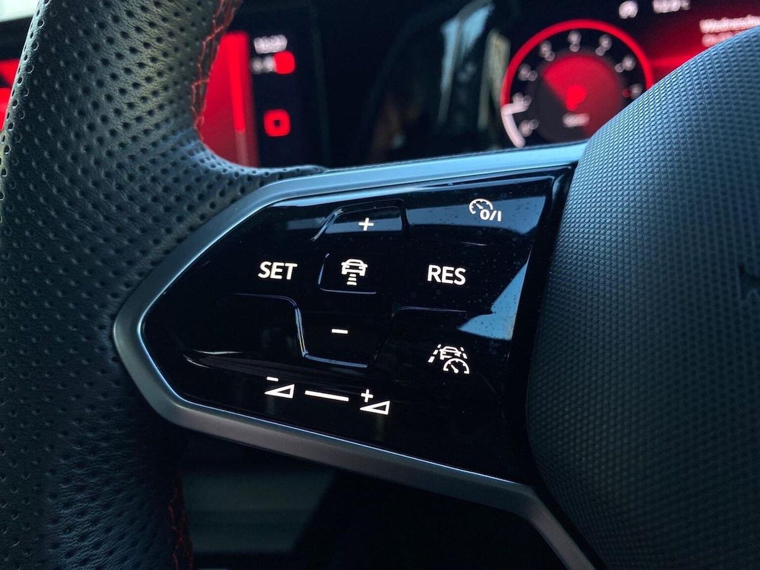 Used Volkswagen Golf 2024 for sale - 78195720: Photo 27