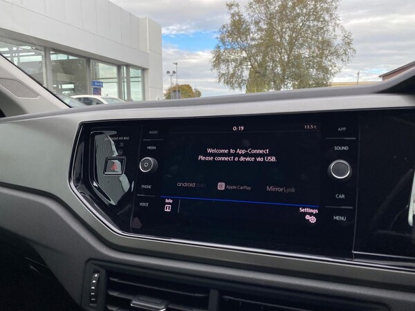 Used Volkswagen Polo 2019 for sale - 76207453: Photo 11