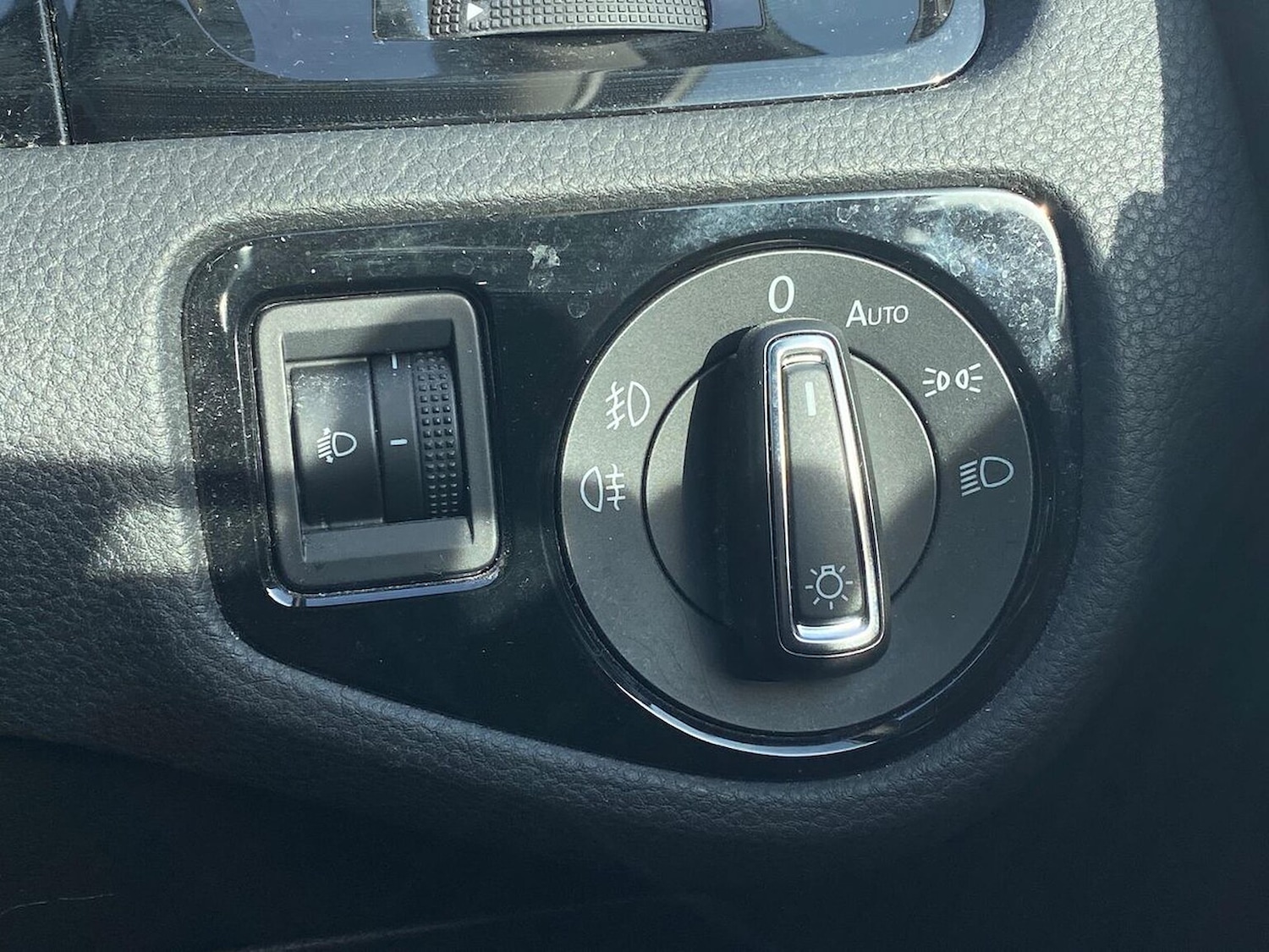 Used Volkswagen Golf 2015 for sale - 76383330: Photo 29