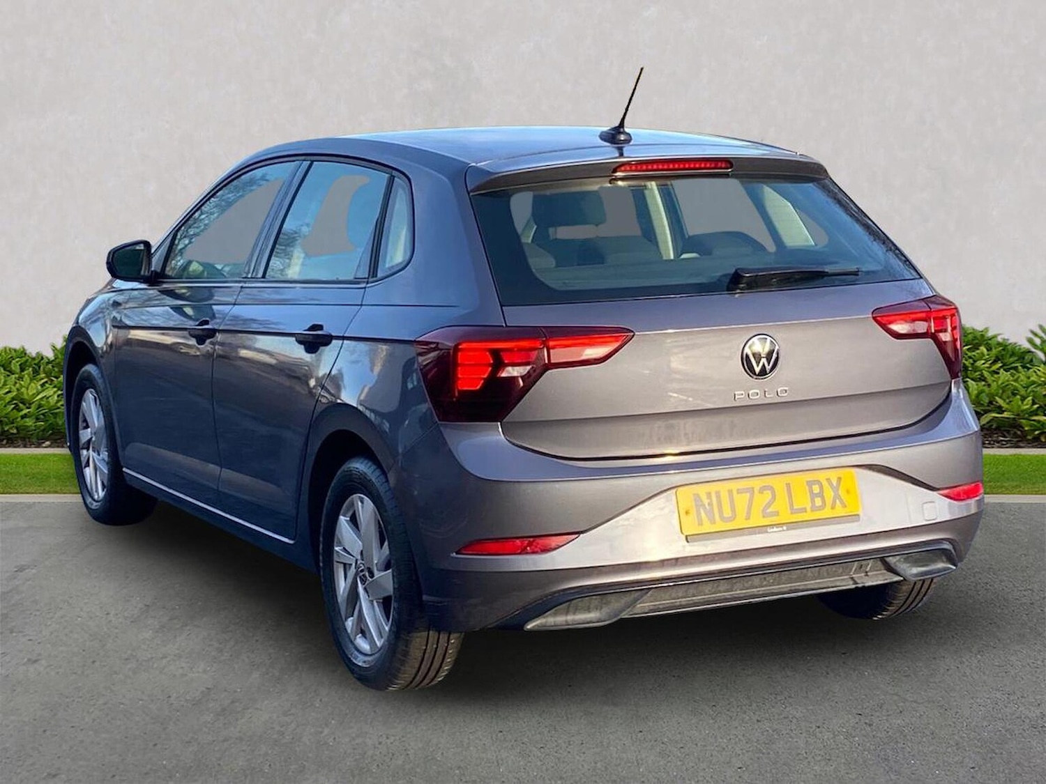 Used Volkswagen Polo 2022 for sale - 77603693: Photo 2