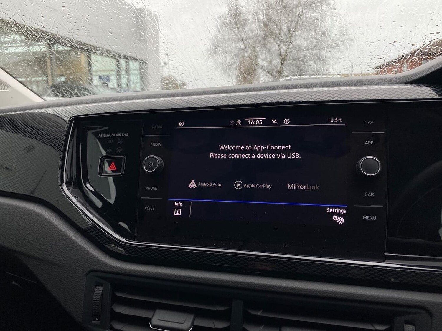 Used Volkswagen Taigo 2023 for sale - 78106351: Photo 11