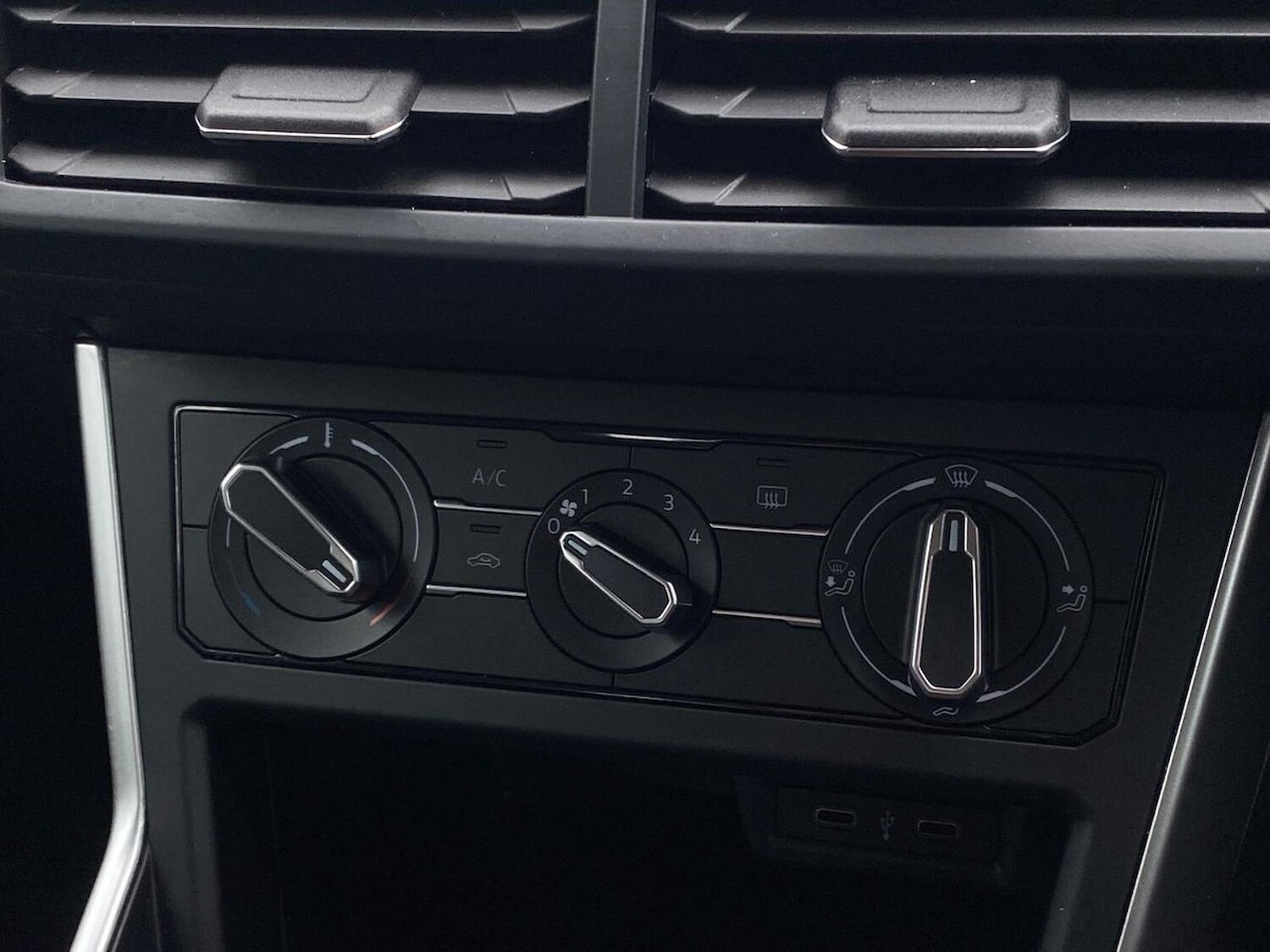 Used Volkswagen Taigo 2023 for sale - 78106351: Photo 12