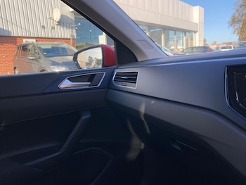 Used Volkswagen Polo 2021 for sale - 76407402: Photo