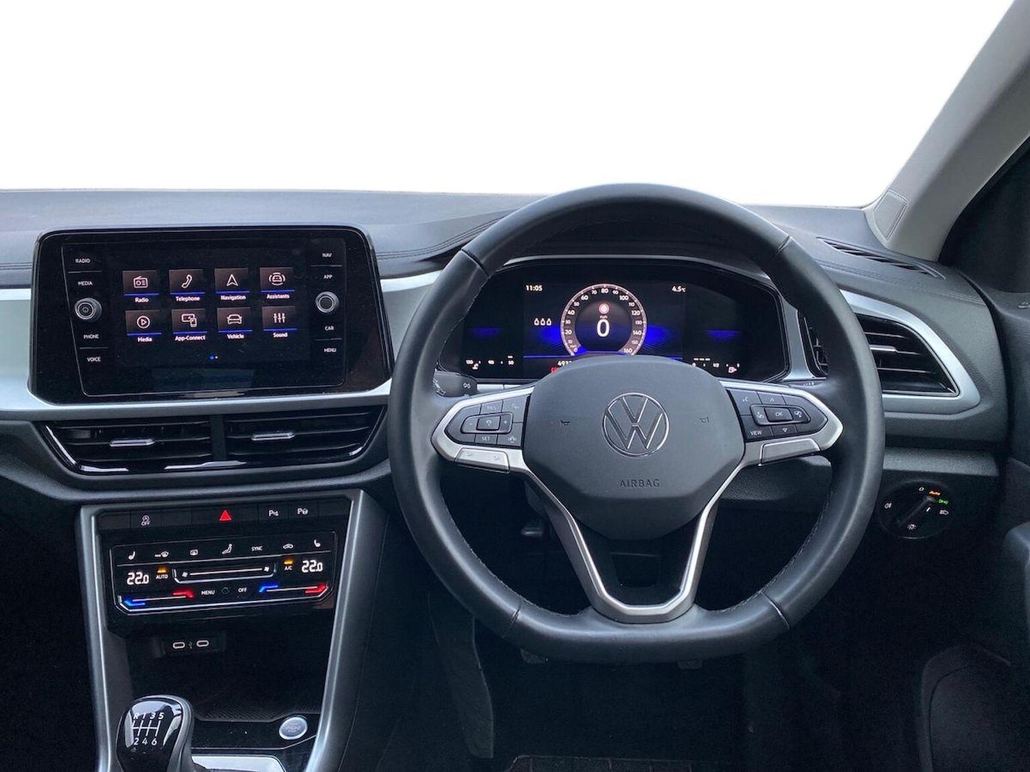 Used Volkswagen T-Roc 2025 for sale - 77069327: Photo 11