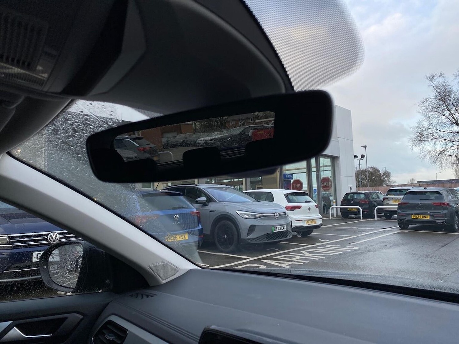 Used Volkswagen T-Roc 2025 for sale - 77069327: Photo 16