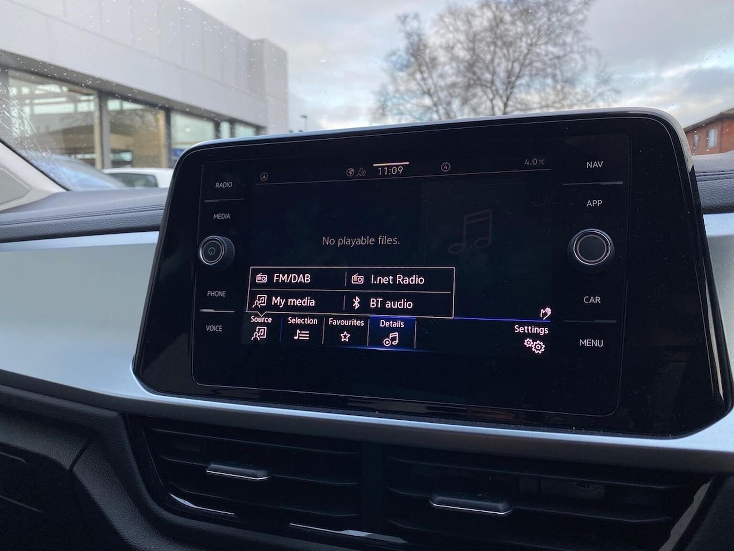 Used Volkswagen T-Roc 2025 for sale - 77069327: Photo 23