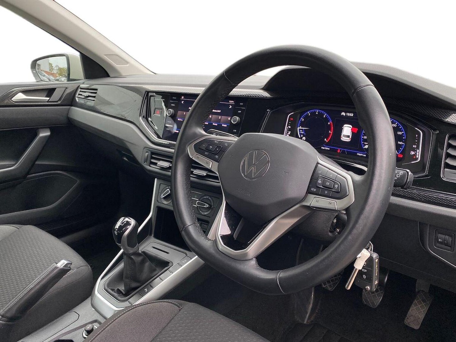 Used Volkswagen Polo 2024 for sale - 76532483: Photo 16