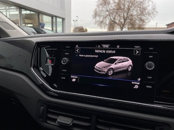 Used Volkswagen Polo 2024 for sale - 76532483: Photo