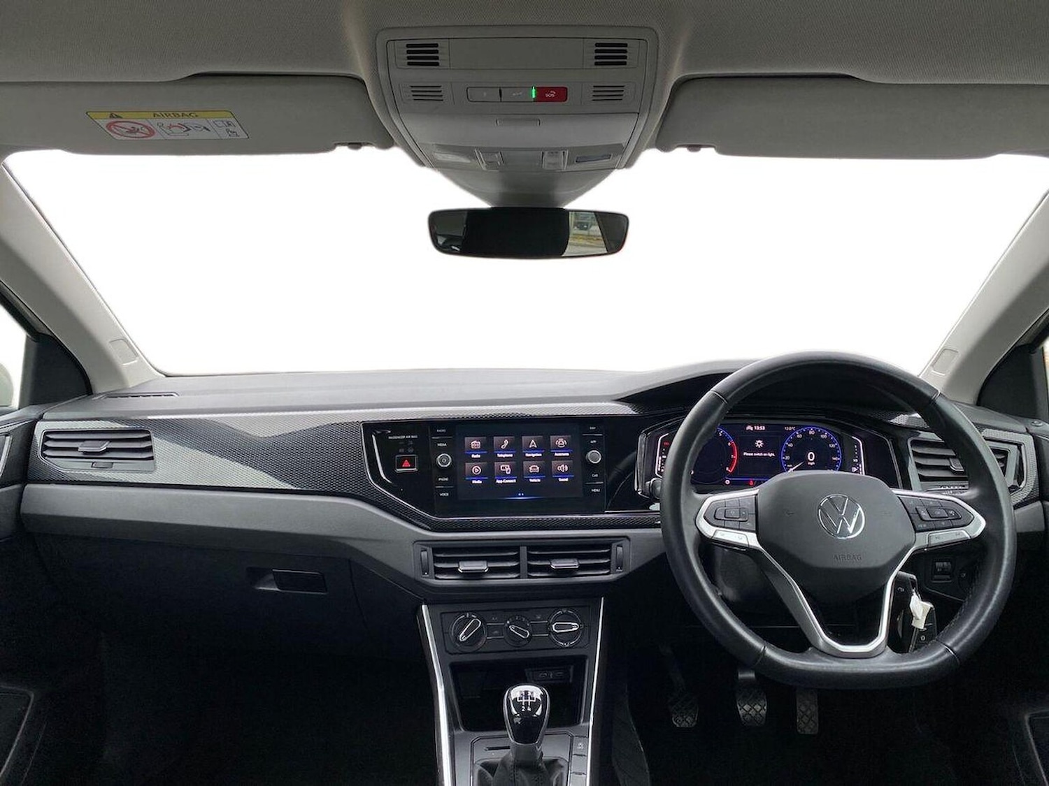 Used Volkswagen Polo 2024 for sale - 76532483: Photo 9