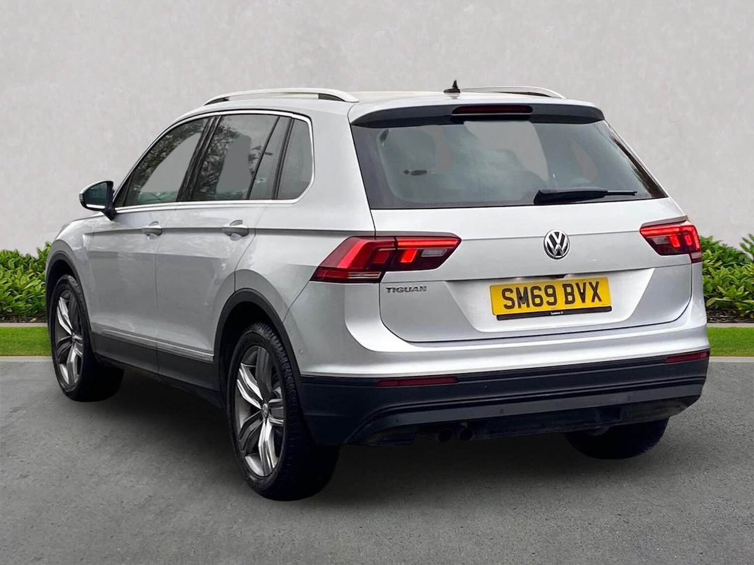 Used Volkswagen Tiguan 2019 for sale - 76477337: Photo 3