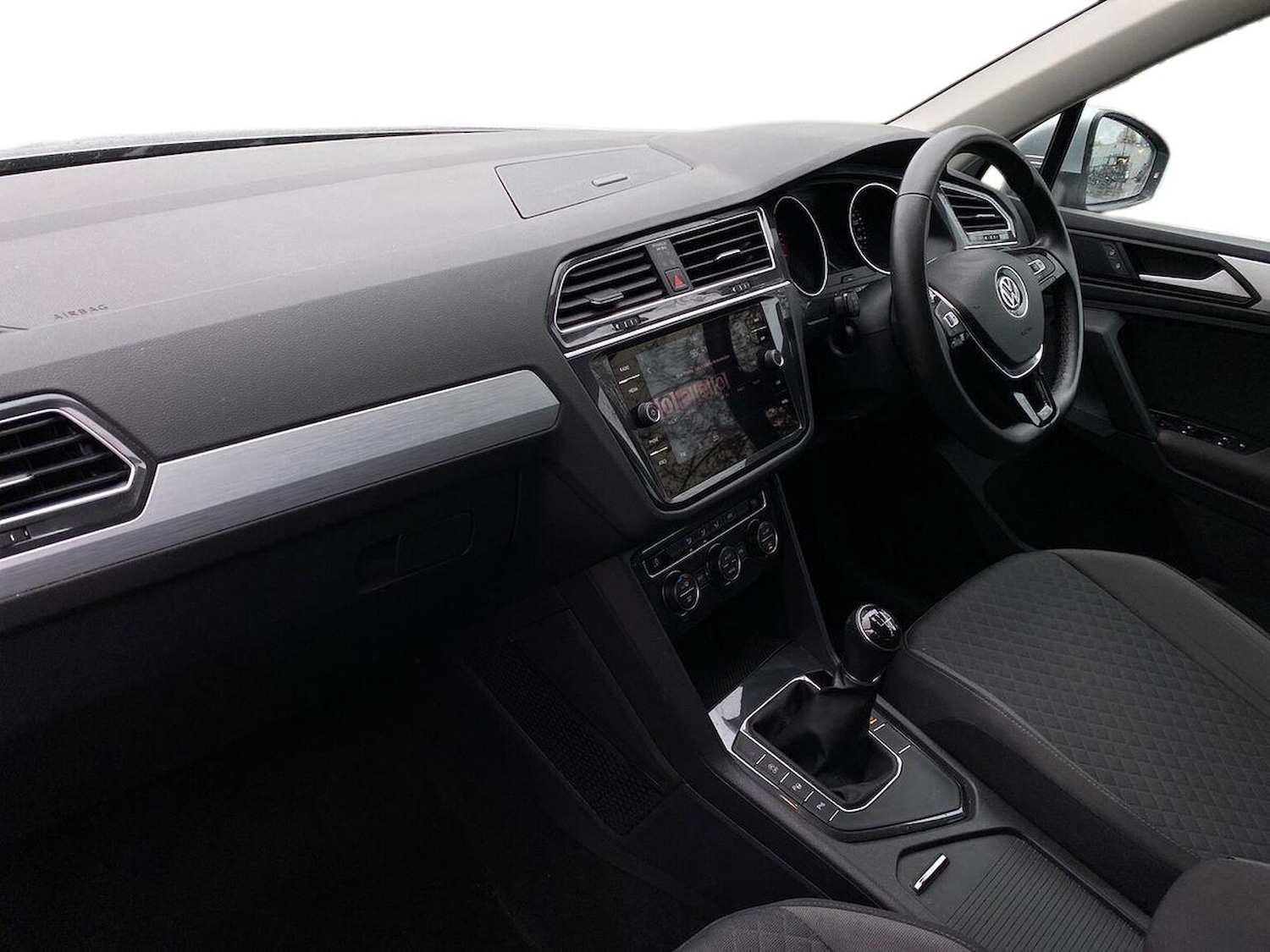 Used Volkswagen Tiguan 2019 for sale - 76477337: Photo 8