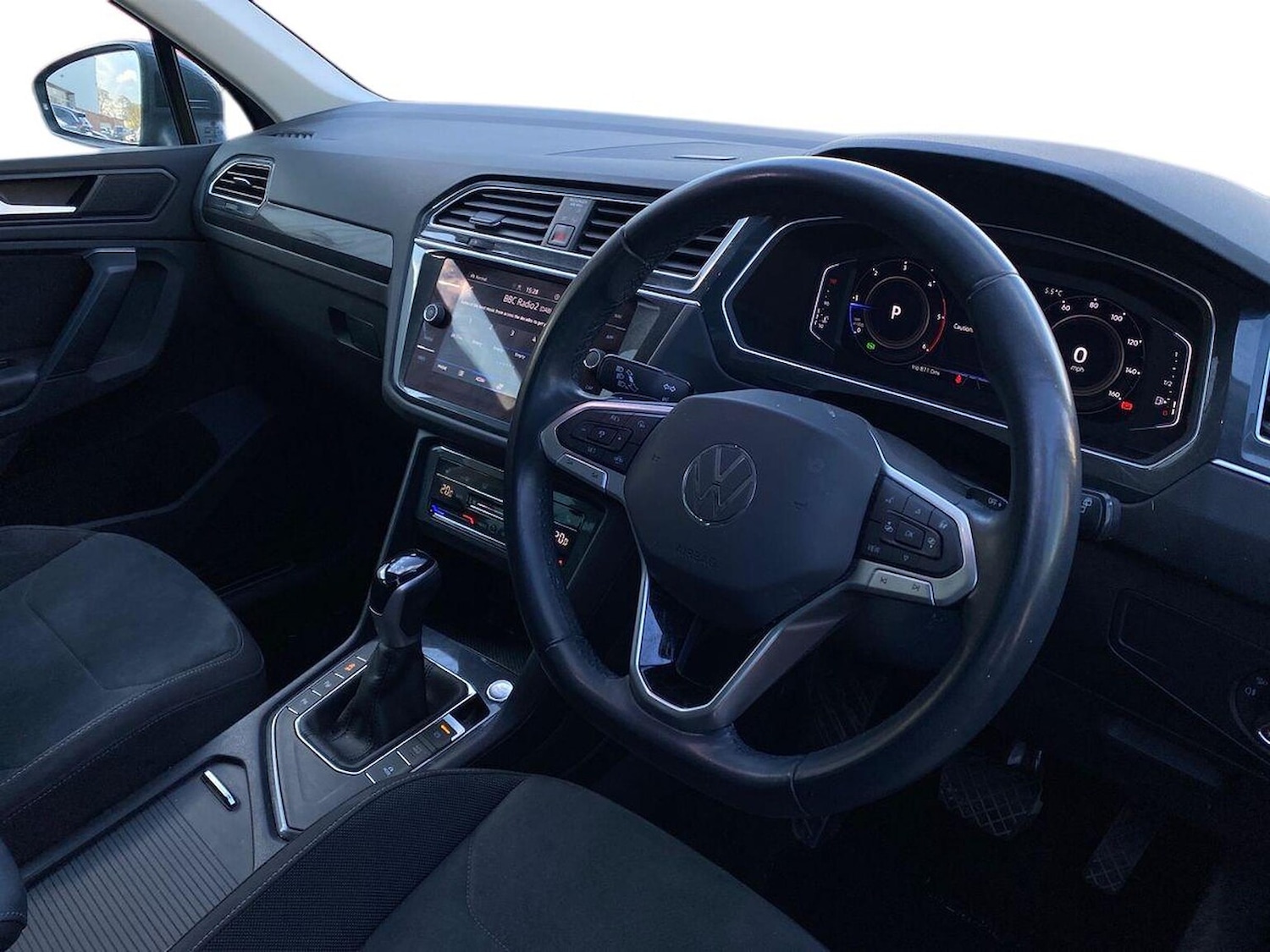 Used Volkswagen Tiguan 2023 for sale - 78194001: Photo 15