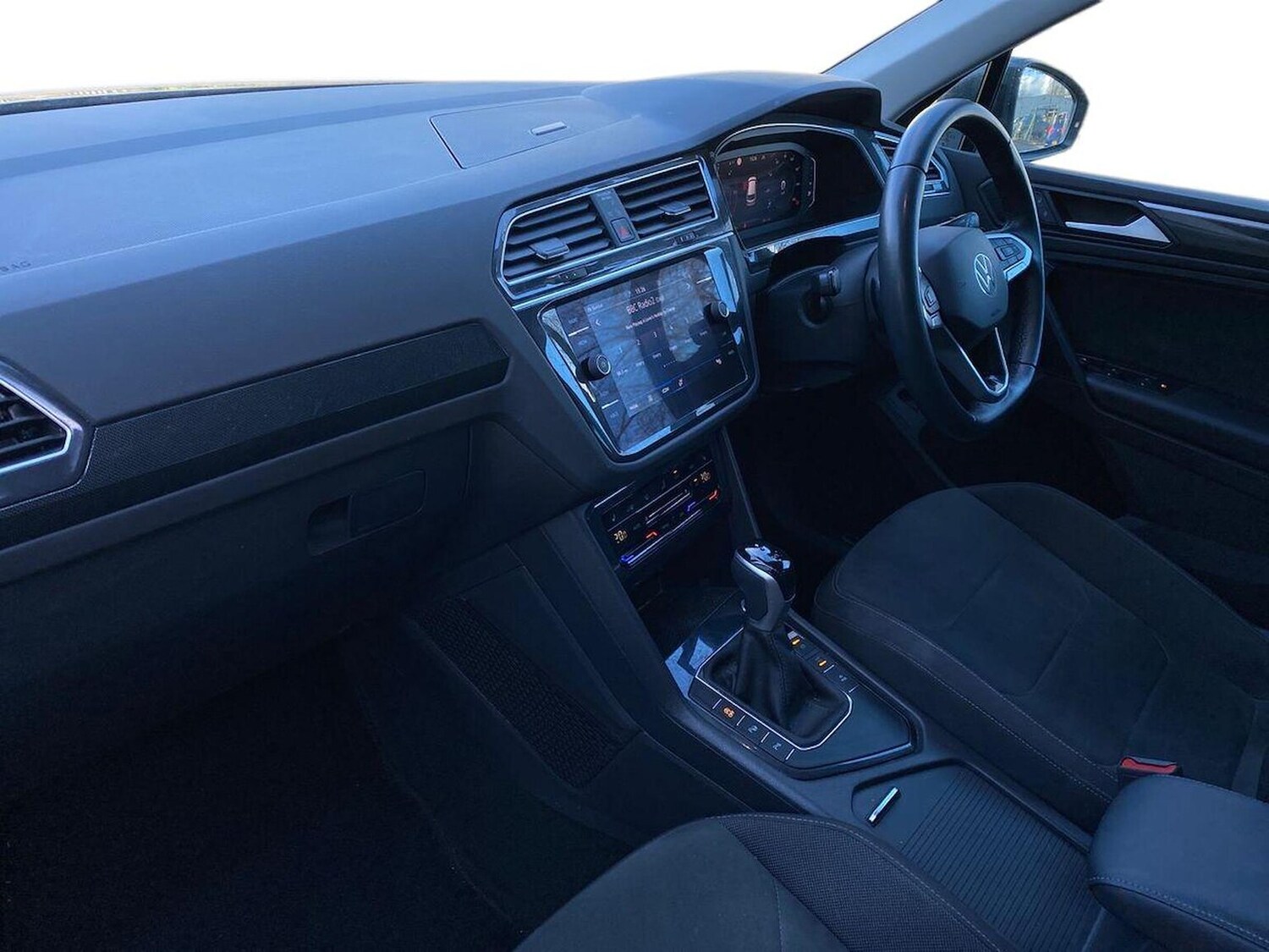 Used Volkswagen Tiguan 2023 for sale - 78194001: Photo 7