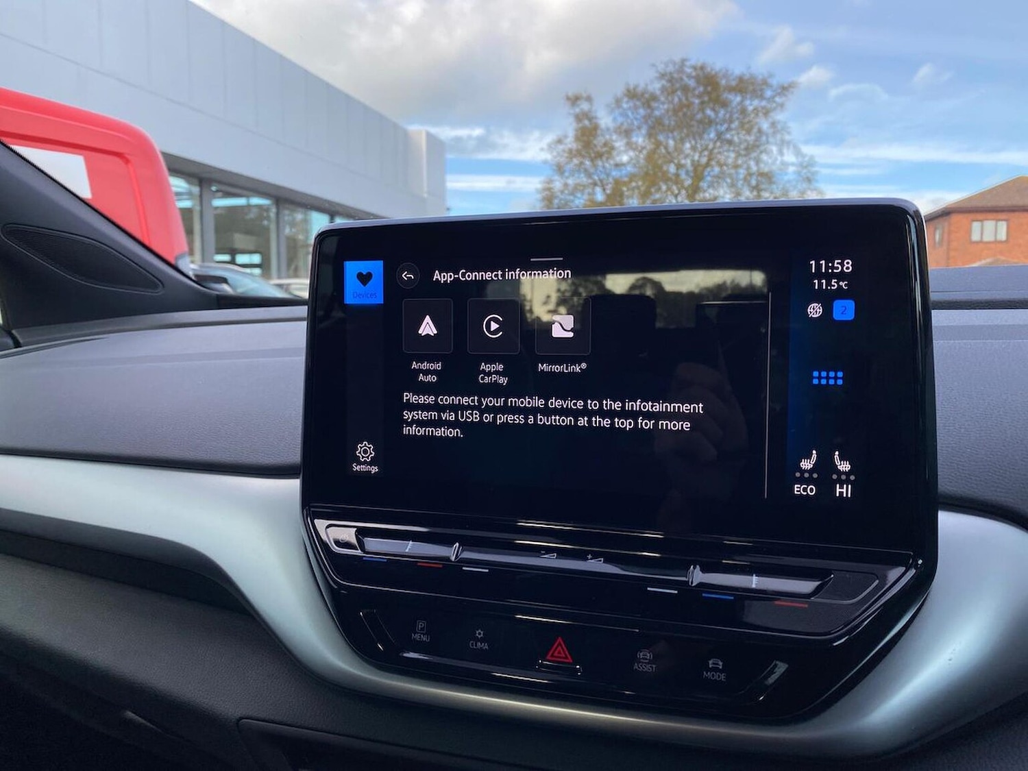 Used Volkswagen ID.4 2022 for sale - 76407403: Photo 11