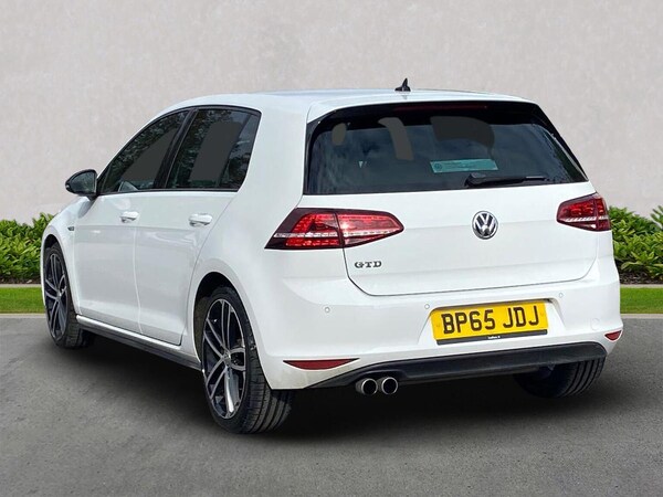 Used Volkswagen Golf 2016 for sale - 76207448: Photo 2