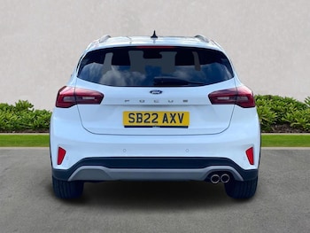 Used Ford Focus 2022 for sale - 76211970: Photo