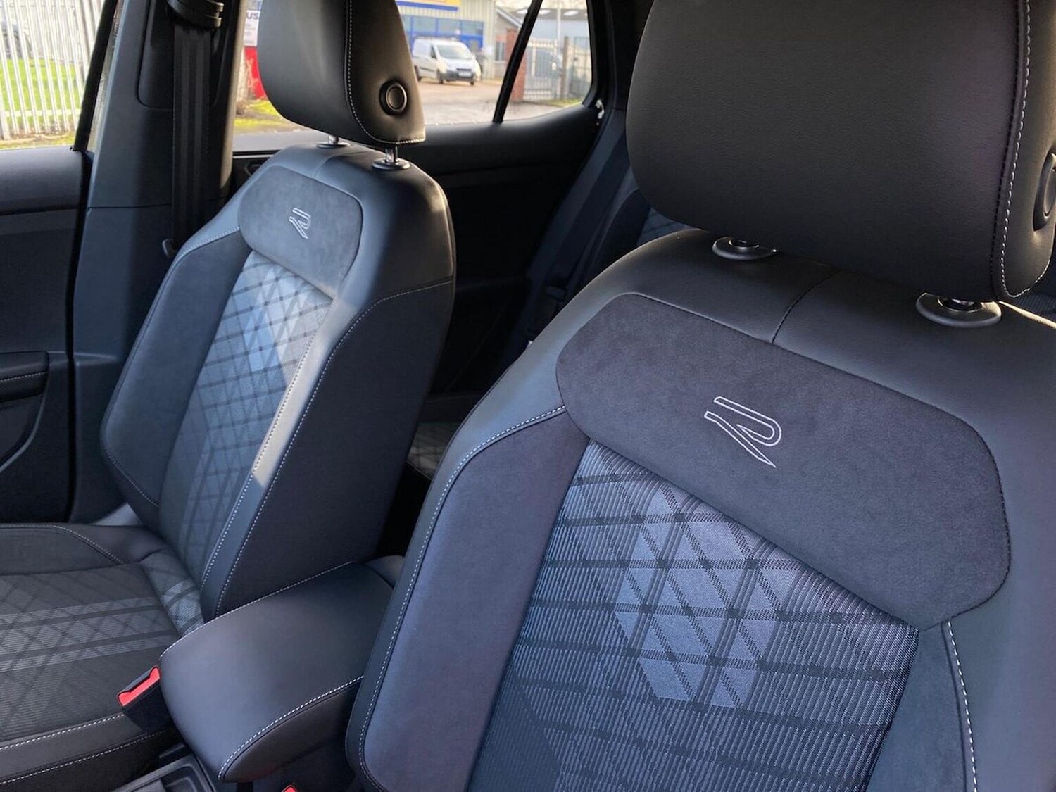 Used Volkswagen T-Cross 2025 for sale - 77056780: Photo 31