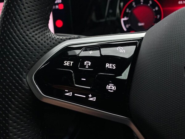 Used Volkswagen Golf 2023 for sale - 76157289: Photo 25