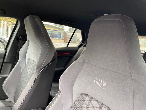 Used Volkswagen Golf 2023 for sale - 76157289: Photo 28