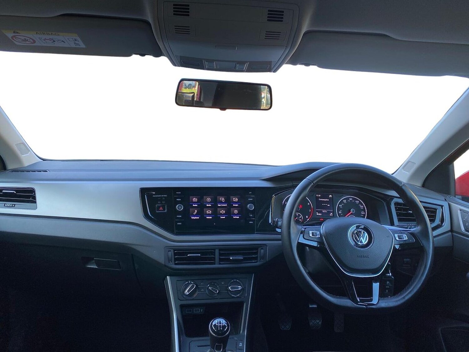 Used Volkswagen Polo 2018 for sale - 76040787: Photo 8