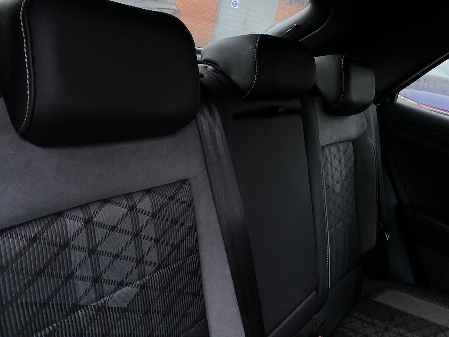 Used Volkswagen T-Roc 2023 for sale - 76510679: Photo 16