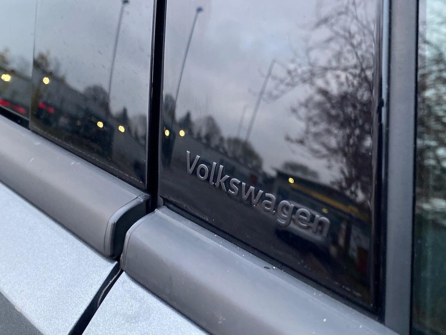 Used Volkswagen T-Roc 2023 for sale - 76510679: Photo 32