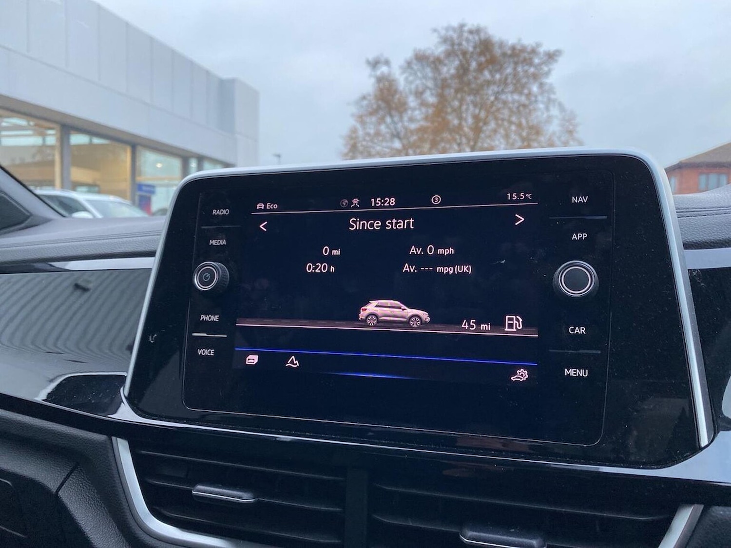 Used Volkswagen T-Roc 2023 for sale - 76510679: Photo 36