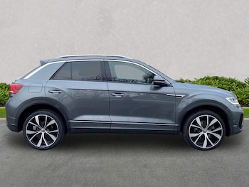 Used Volkswagen T-Roc 2023 for sale - 76510679: Photo