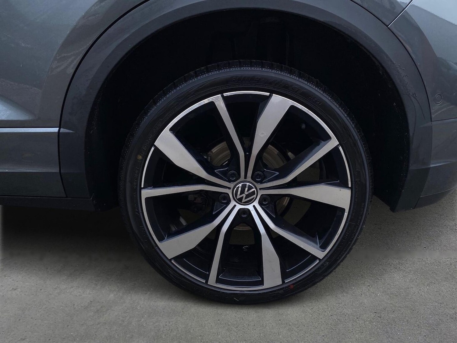 Used Volkswagen T-Roc 2023 for sale - 76510679: Photo 6