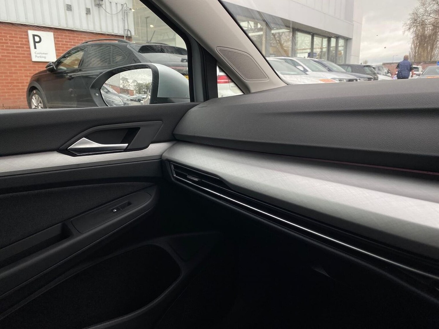 Used Volkswagen Golf 2024 for sale - 76719411: Photo 26