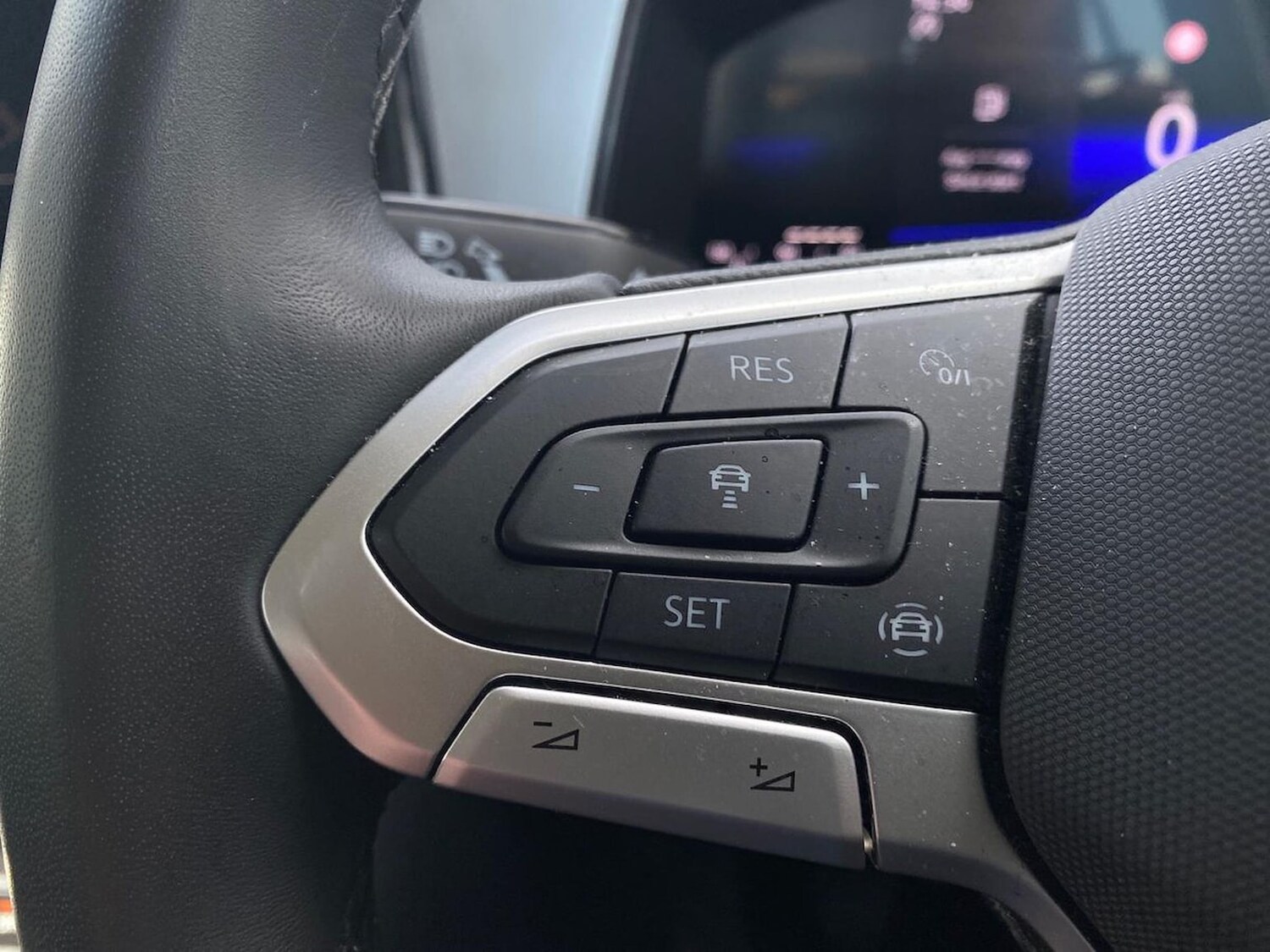 Used Volkswagen T-Roc 2025 for sale - 78194233: Photo 25