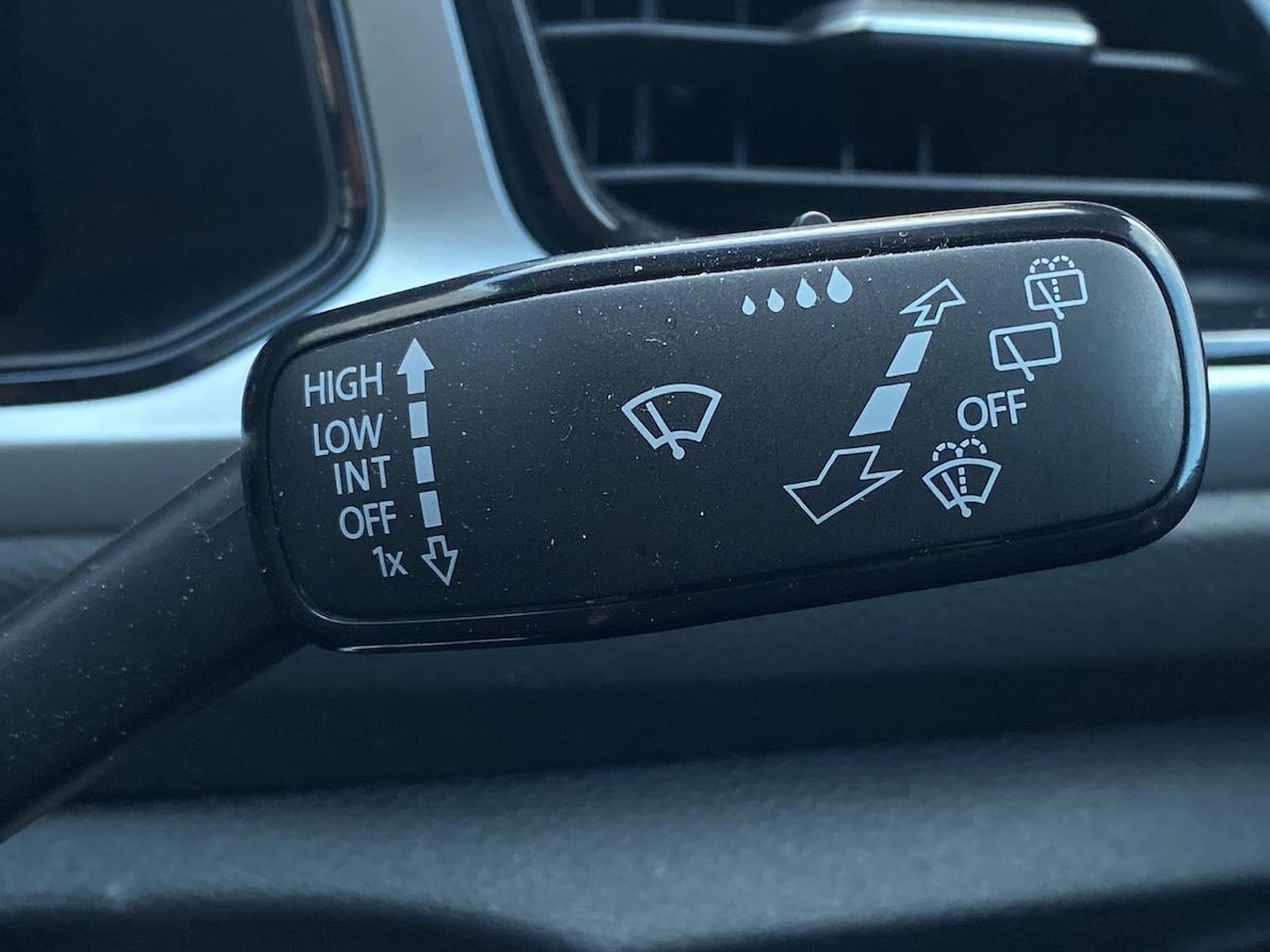 Used Volkswagen T-Roc 2025 for sale - 78194233: Photo 26